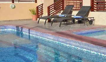 Auris Lodge Dubai 3*,
